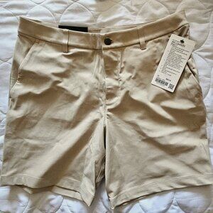 NWT Lululemon Mens ABC khaki shorts 33" x 7"